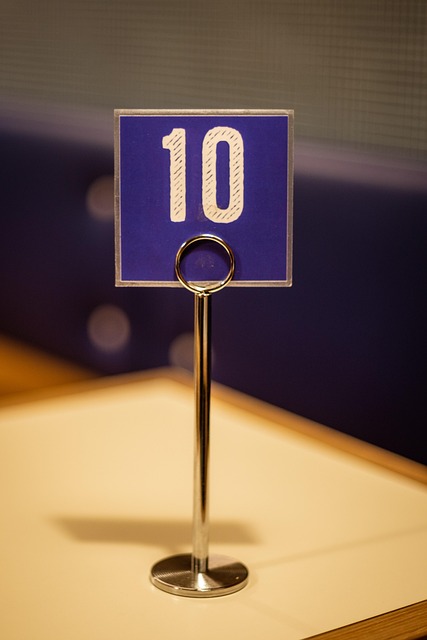 10